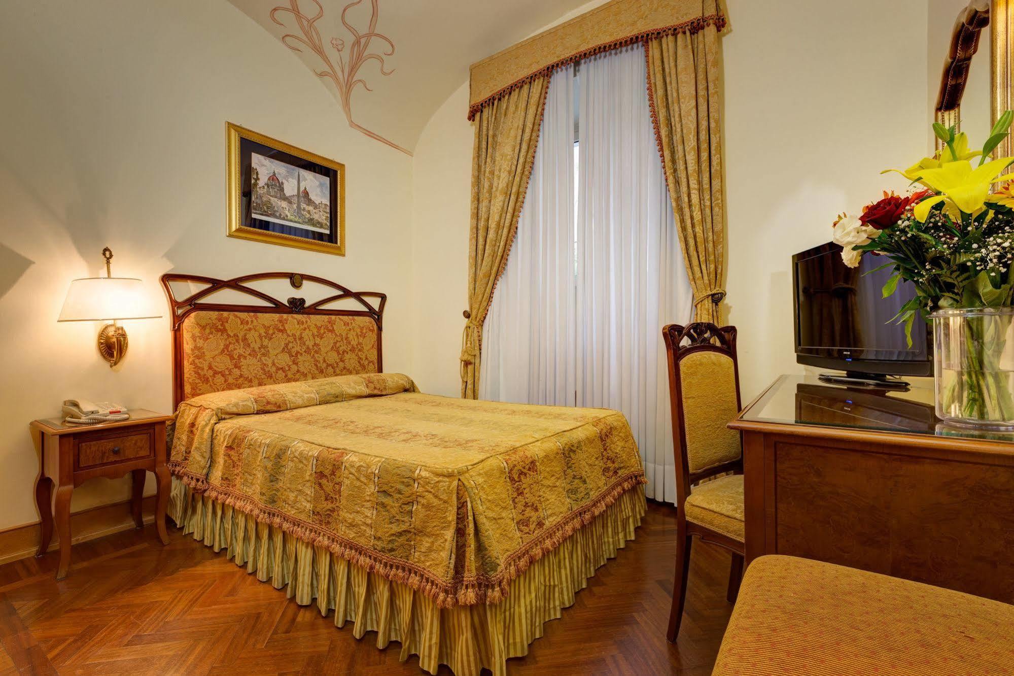 Hotel Villa Morgagni Rome Bagian luar foto