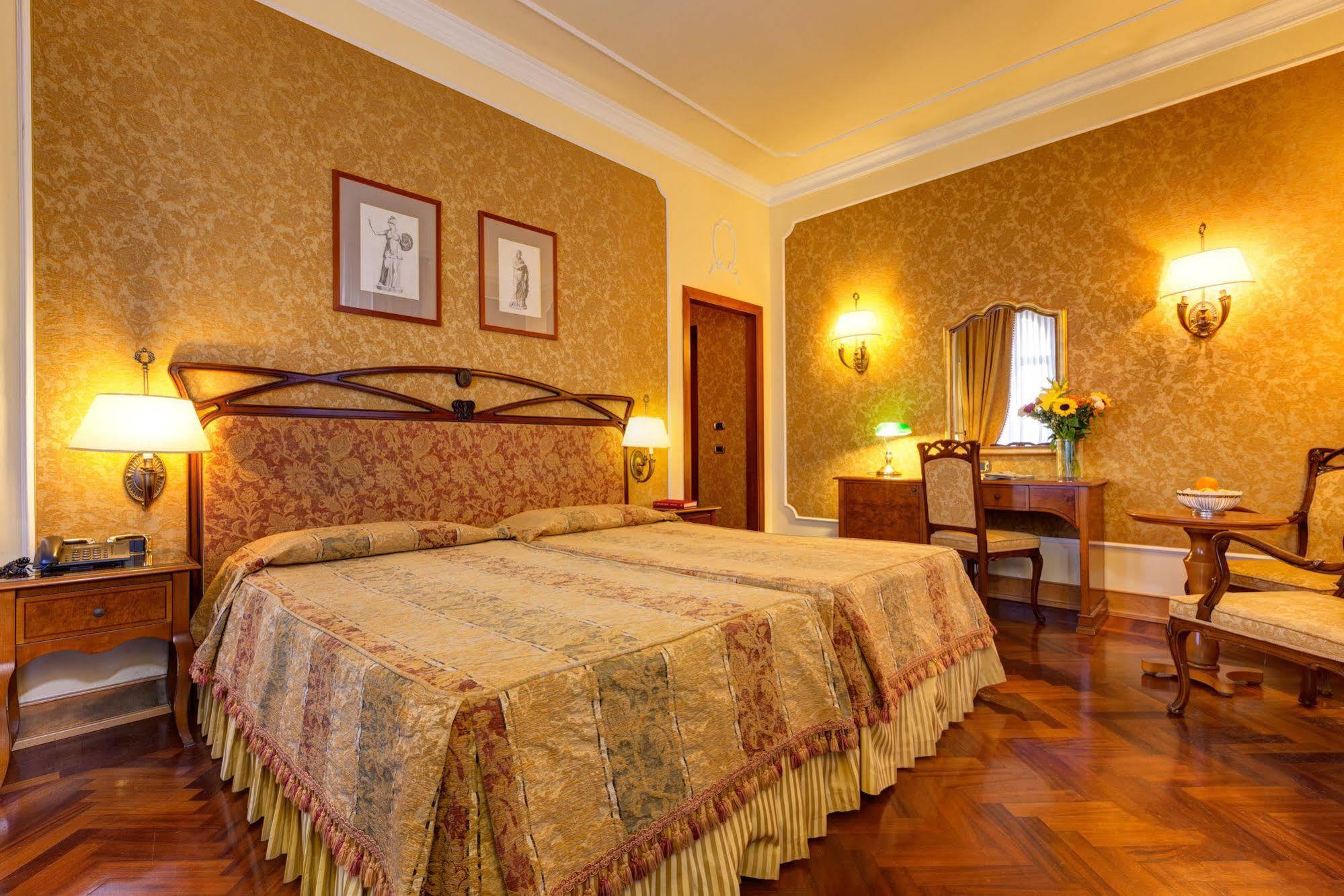 Hotel Villa Morgagni Rome Bagian luar foto