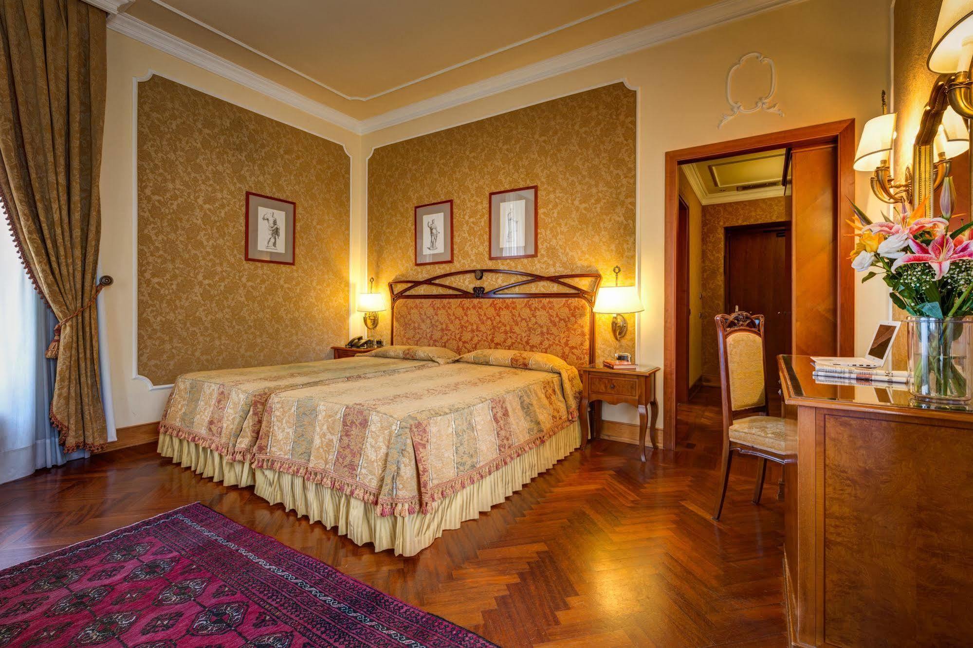 Hotel Villa Morgagni Rome Bagian luar foto