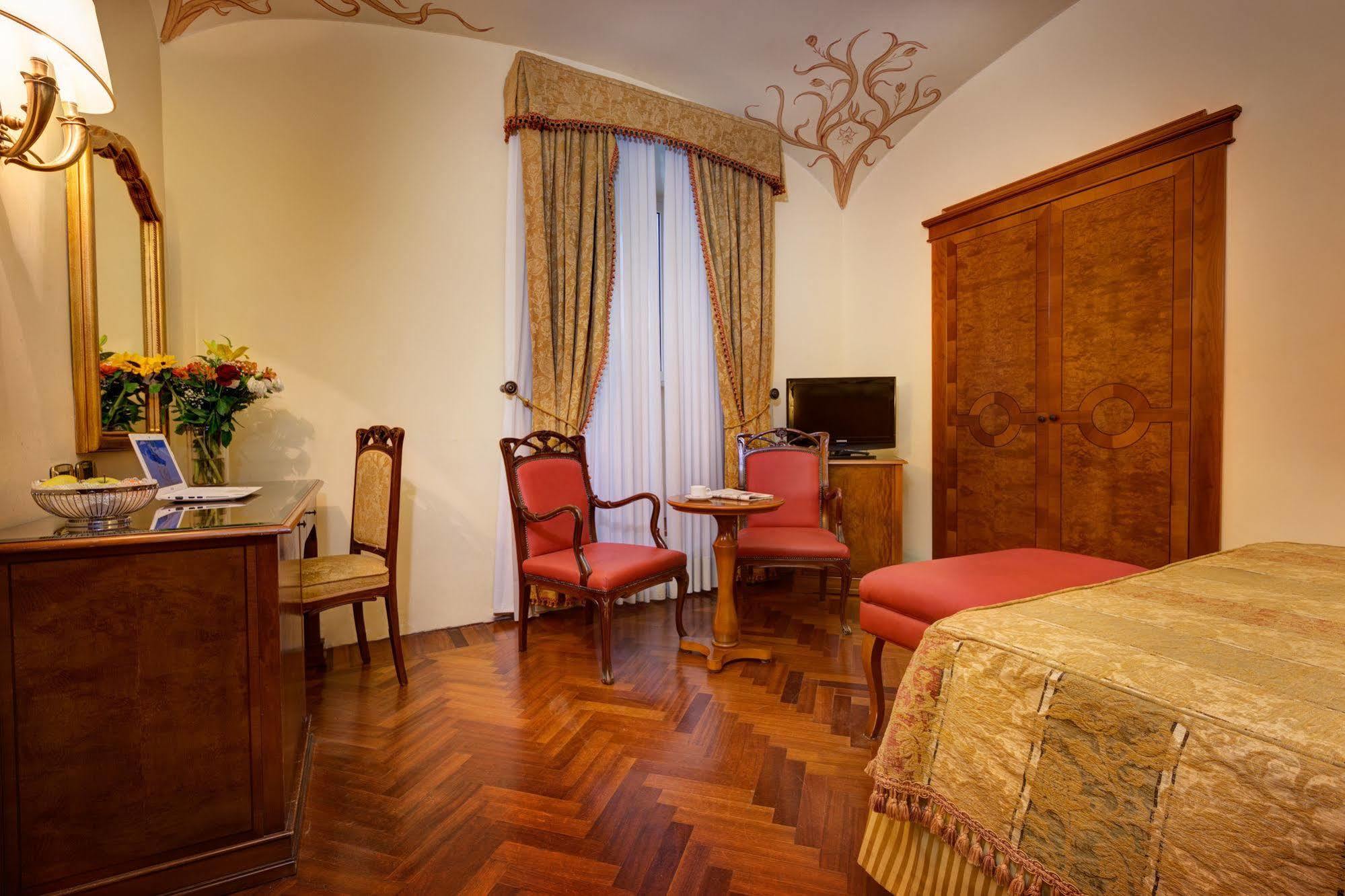 Hotel Villa Morgagni Rome Bagian luar foto